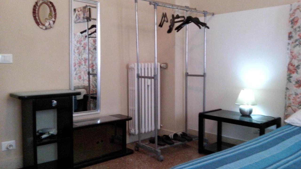 Affittacamere , Rooms Near Trastevere Station Ρώμη Εξωτερικό φωτογραφία
